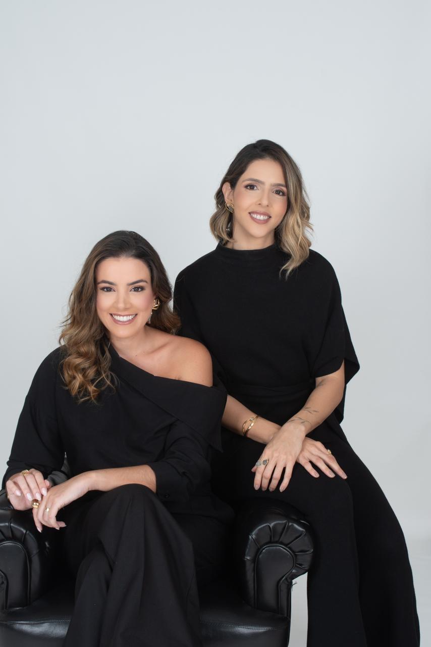 Lorrane Andriani e Távora — as duas sócias-fundadoras do escritório Andriani & Távora Consultoria Jurídica